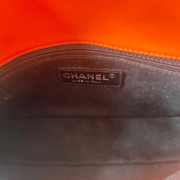 Mint Condition Chanel Orange Patent Leather Classic Flap Bag - Picture 9 of 15